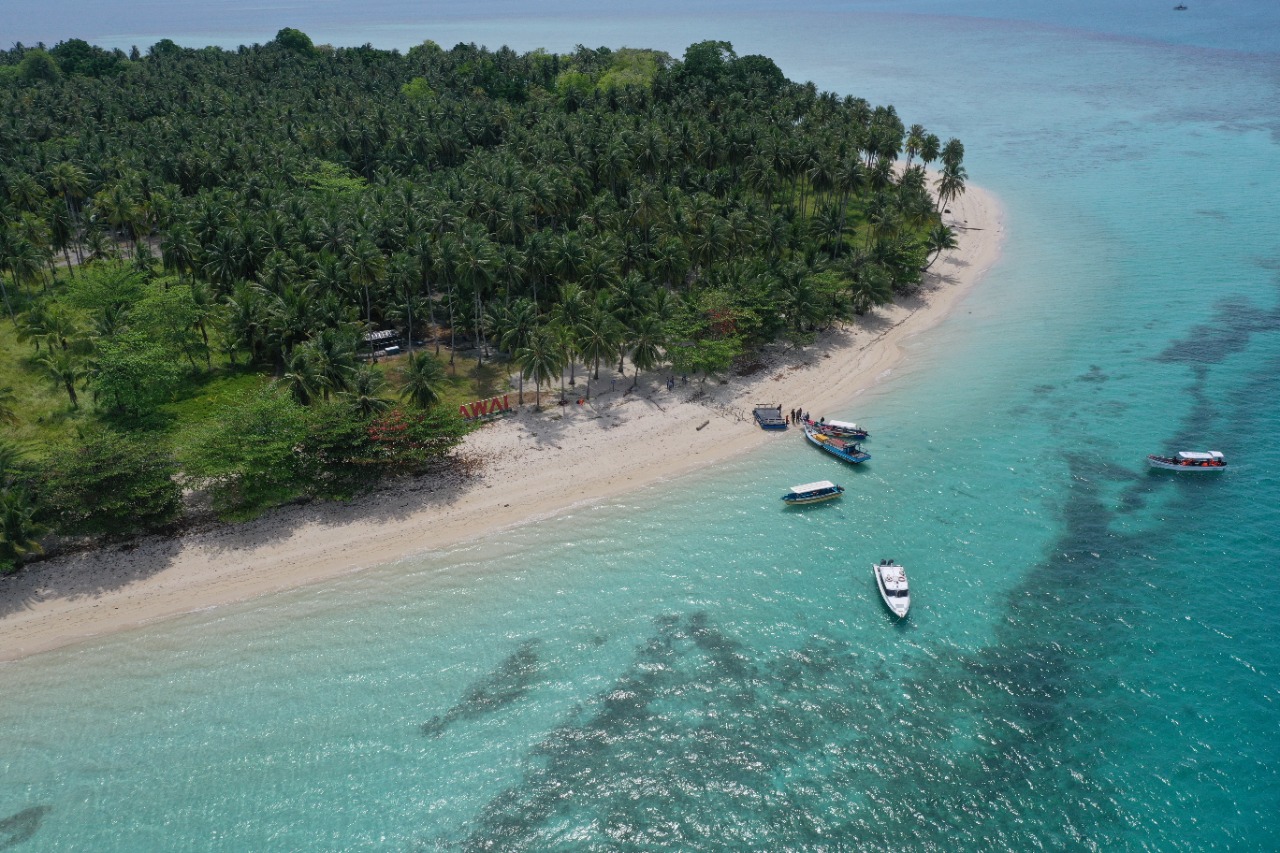 Eksplore Keindahan Pulau Ketawai Bersama Milenial Berwisata dan PT Timah Tbk