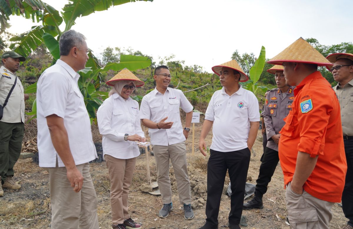 Wamen Kemendes PDTT Kunjungi Program Pemberdayaan Masyarakat Berbasis Agribisnis yang Dilakukan PT Timah Tbk